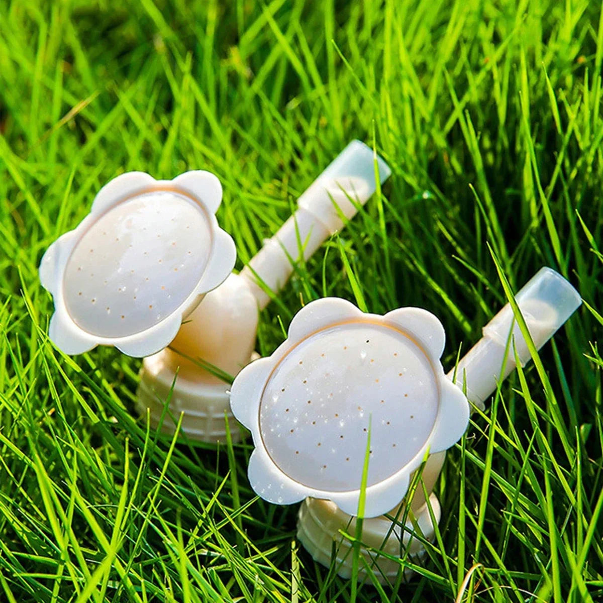 2-in-1 Double-Cap Spray Nozzle Bottle – Compact Mini Irrigation Spray Head for Garden Use